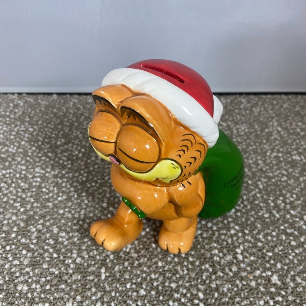Vintage Christmas Garfield Santa Stockings Coin Bank Ceramic figurine by Enesco